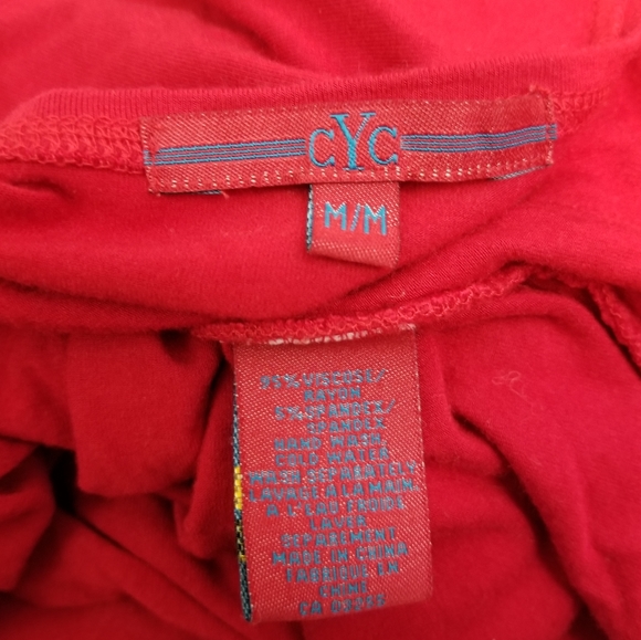 ๐จ๐ฆ Red Long Sleeve Mock Wrap Top - Picture 4 of 4